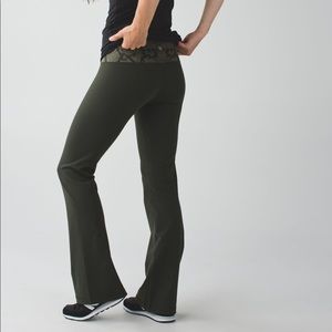 Lululemon green flare-fit pants